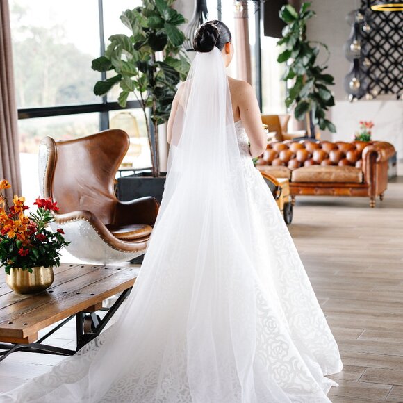 Pronovias Privee LOUELLE - Picture 4 of 10